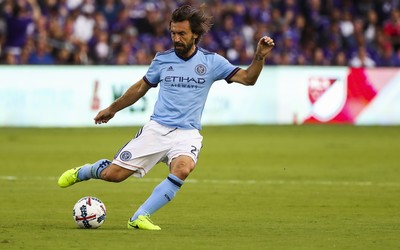 球探电竞精华-佩德里这传球撕破防线